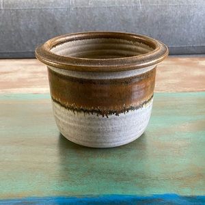 Vintage Pot 4”